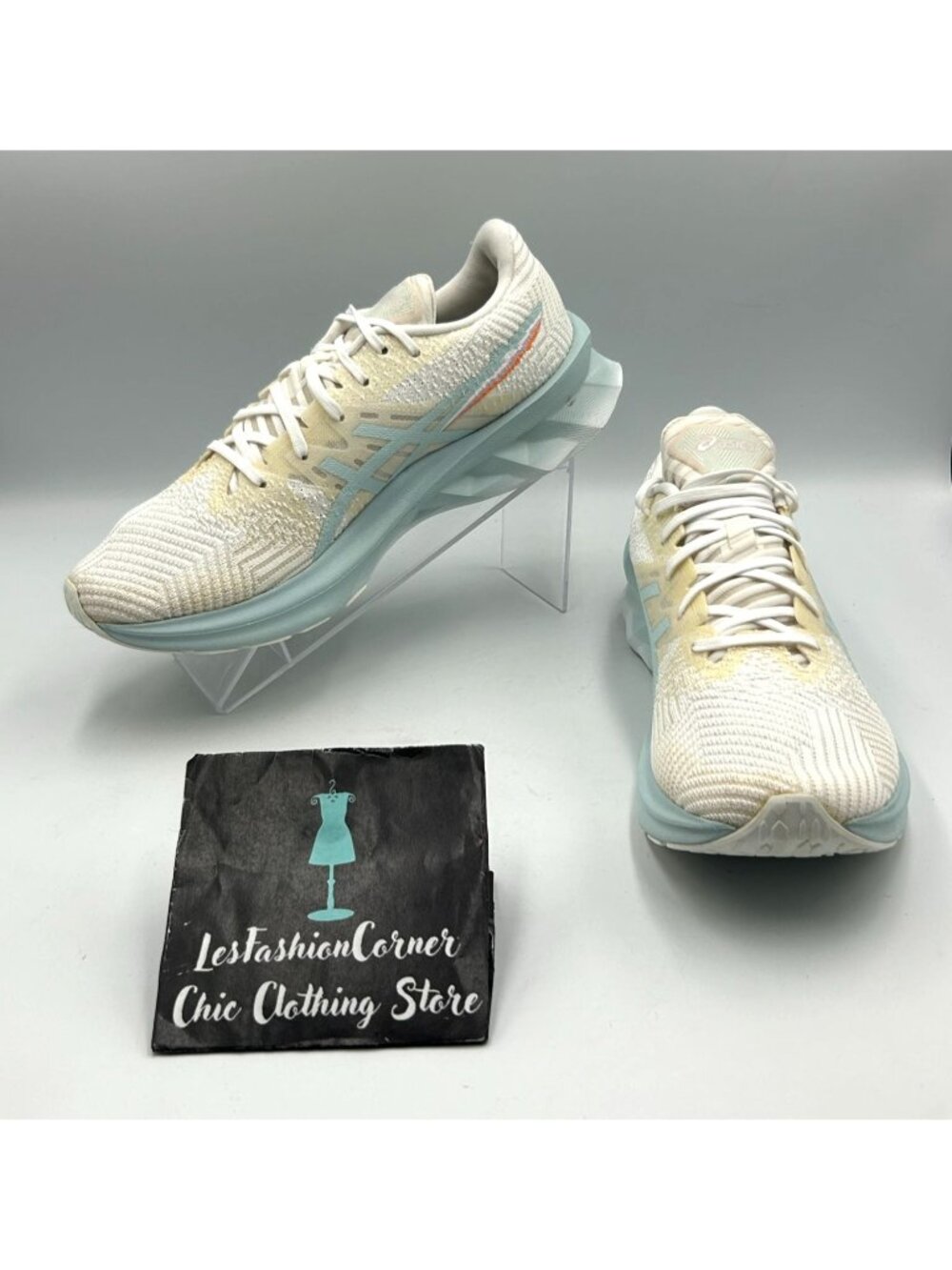 Asics Women's Cream Blue Lightweight Novablast 4 Running Shoes Size 8.5 3392